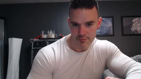 Snapshot of alexiarain chatting on April 2026 01:05:02 AM Alex online show from April 2026 01:05:02 AM