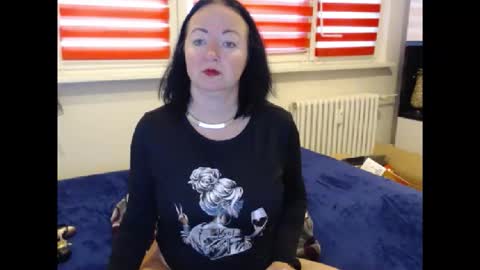 alexie33 online show from November 2025 08:04:01 AM