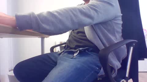 Snapshot of alexisgood888 chatting on November 2025 04:30:01 PM Slave Alex online show from November 2025 04:30:01 PM