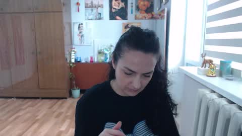 AlexisMillers online show from May 2026 10:44:02 AM