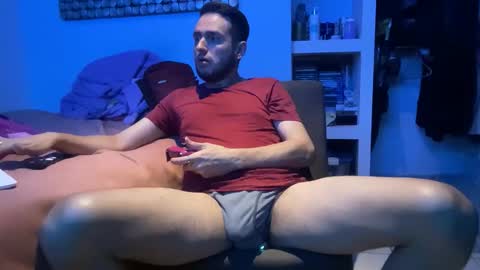 Snapshot of alexitho35 chatting on November 2025 08:14:01 AM alexitho35 online show from November 2025 08:14:01 AM