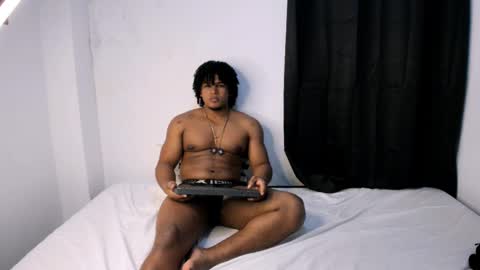 Snapshot of alexj_black chatting on September 2025 06:39:02 AM ALEXJ BLACK online show from September 2025 06:39:02 AM