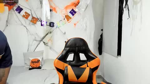 Snapshot of alexj_black chatting on October 2025 10:49:02 AM ALEXJ BLACK online show from October 2025 10:49:02 AM