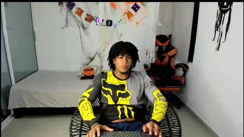 Snapshot of alexj_black chatting on November 2025 11:09:02 AM ALEXJ BLACK online show from November 2025 11:09:02 AM