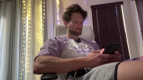 Alex Mann online show from October 2025 03:10:02 PM