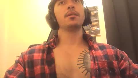 Alexxx online show from November 2025 08:33:02 PM