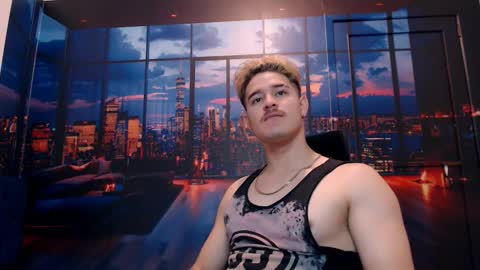 Snapshot of alexpierss chatting on October 2025 07:00:01 PM Alex online show from October 2025 07:00:01 PM