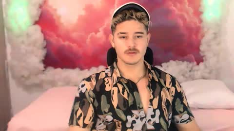 Snapshot of alexpierss chatting on October 2025 07:11:02 PM Alex online show from October 2025 07:11:02 PM