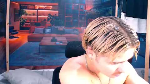 Snapshot of alexpierss chatting on October 2025 07:14:01 PM Alex online show from October 2025 07:14:01 PM