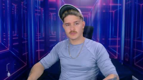 Snapshot of alexpierss chatting on October 2025 07:16:02 PM Alex online show from October 2025 07:16:02 PM