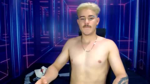 Snapshot of alexpierss chatting on October 2025 07:14:02 PM Alex online show from October 2025 07:14:02 PM