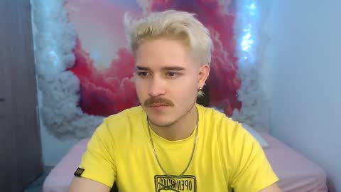 Snapshot of alexpierss chatting on October 2025 07:14:02 PM Alex online show from October 2025 07:14:02 PM