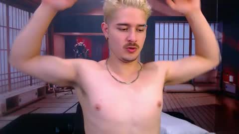 Snapshot of alexpierss chatting on October 2025 07:12:01 PM Alex online show from October 2025 07:12:01 PM