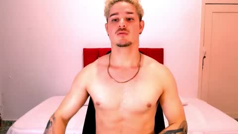 Snapshot of alexpierss chatting on November 2025 07:02:02 PM Alex online show from November 2025 07:02:02 PM