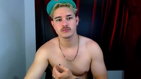 Snapshot of alexpierss chatting on November 2025 07:14:02 PM Alex online show from November 2025 07:14:02 PM