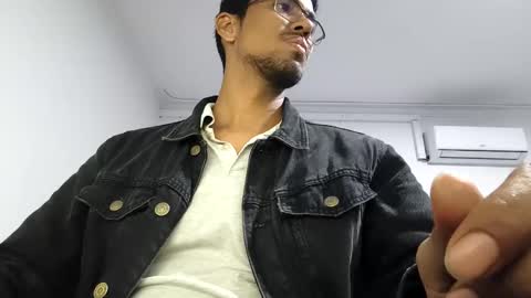 Alex online show from April 2026 05:52:01 AM