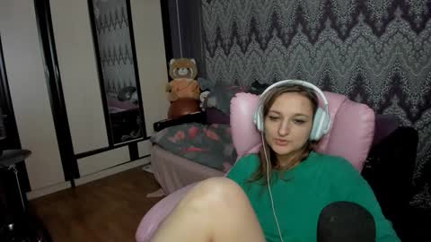 Alex online show from December 2024 01:03:02 AM