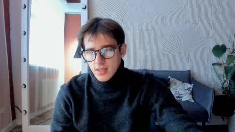 Snapshot of alexs_771 chatting on October 2025 12:17:01 PM Dennis online show from October 2025 12:17:01 PM