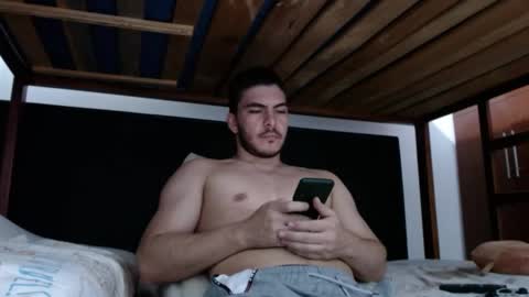 Snapshot of alexsb1998 chatting on February 2025 06:22:02 AM alexsb1998 online show from February 2025 06:22:02 AM