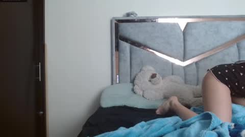 alex y luisa online show from December 2025 02:45:02 PM