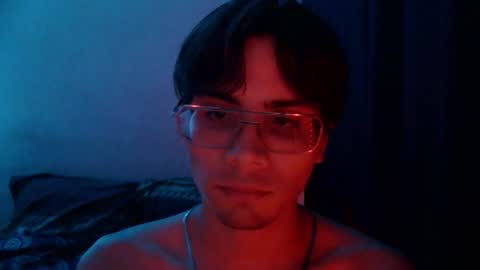 Snapshot of alexwhitexx chatting on November 2025 03:32:02 PM Alex online show from November 2025 03:32:02 PM