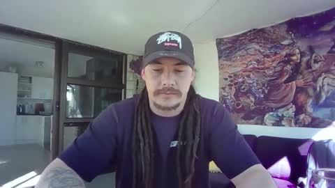 Alex online show from October 2025 03:28:01 AM