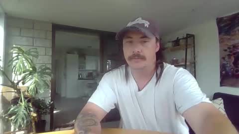 Alex online show from February 2026 03:43:01 AM