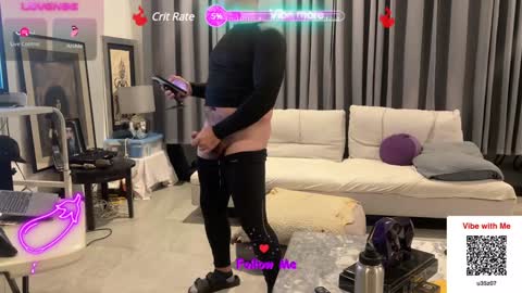 Snapshot of alexx_loraxx chatting on December 2024 07:21:01 AM Ivan Drago online show from December 2024 07:21:01 AM