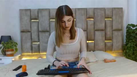 Snapshot of alexxa_ortiz chatting on March 2025 03:04:01 PM ALEXANDRA online show from March 2025 03:04:01 PM