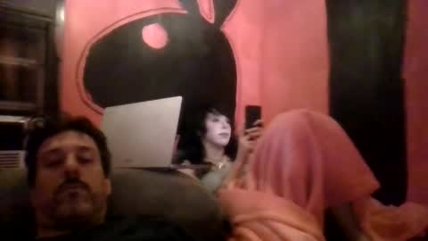 AlexaJohnsontwitter online show from April 2026 07:14:02 AM