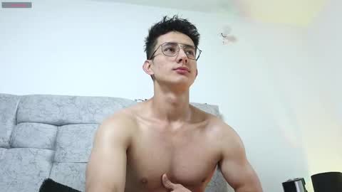 Snapshot of alexxx__01 chatting on September 2025 11:59:01 PM Alex online show from September 2025 11:59:01 PM