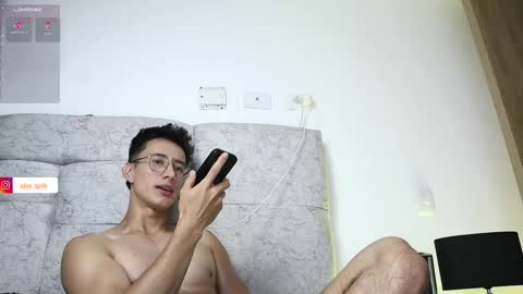 Snapshot of alexxx__01 chatting on October 2025 12:24:02 AM Alex online show from October 2025 12:24:02 AM