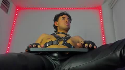 Snapshot of alexxx_savage chatting on September 2025 04:02:02 AM Alexander online show from September 2025 04:02:02 AM