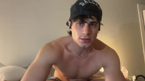 Snapshot of alexxxgrant21 chatting on October 2025 12:32:02 AM alexxxgrant21 online show from October 2025 12:32:02 AM