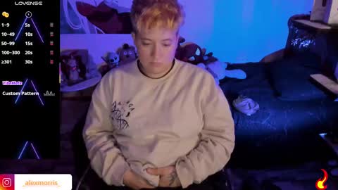 Snapshot of alexxxmorris chatting on October 2025 05:52:01 AM ALEXXX MORRIS online show from October 2025 05:52:01 AM