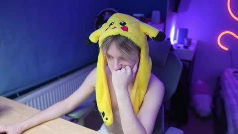 Snapshot of alexycutie chatting on January 2026 03:14:02 PM Alexycutie online show from January 2026 03:14:02 PM