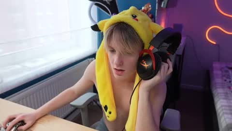 Snapshot of alexycutie chatting on January 2026 09:26:02 AM Alexycutie online show from January 2026 09:26:02 AM