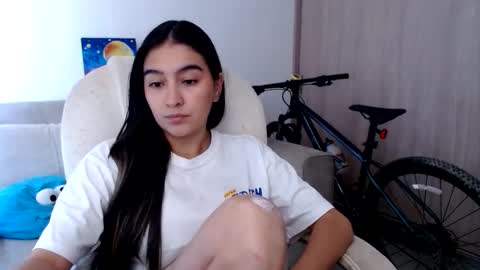 Snapshot of alexyferrer1 chatting on June 2026 03:54:02 PM alexyferrer1 online show from June 2026 03:54:02 PM