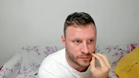 Snapshot of alexyno2020 chatting on February 2025 12:38:02 PM alexyno2022 ONLYFANS online show from February 2025 12:38:02 PM