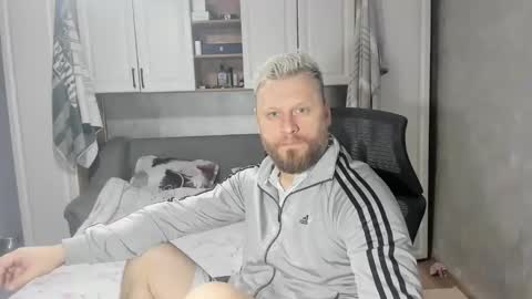 Snapshot of alexyno2020 chatting on March 2026 05:41:02 PM alexyno2022 ONLYFANS online show from March 2026 05:41:02 PM