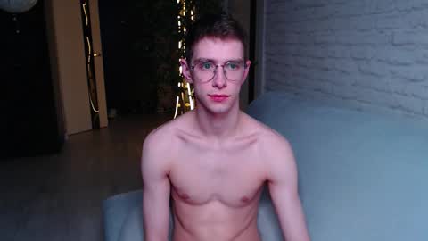 Alfie online show from September 2025 12:32:02 AM