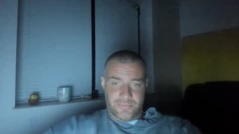 alfiesolomons87 online show from May 2026 08:25:01 PM