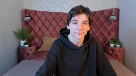 Snapshot of alfred_joness chatting on November 2025 07:07:01 AM Alfred online show from November 2025 07:07:01 AM