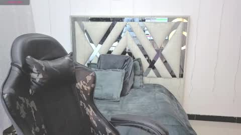 Carolina Join The Fan Club  online show from February 2026 01:14:01 AM