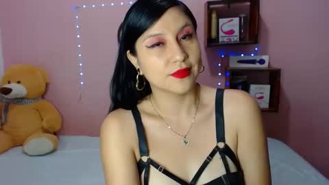Snapshot of ali_squirt chatting on November 2025 10:53:02 PM alixia online show from November 2025 10:53:02 PM