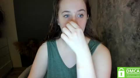 Snapshot of aliaa_ chatting on June 2026 01:51:02 AM aliaa_ online show from June 2026 01:51:02 AM