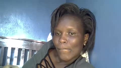 alic_crazy online show from November 2025 02:06:01 PM