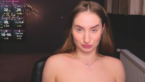 Snapshot of alicafoxis chatting on May 2026 06:15:02 PM Alica online show from May 2026 06:15:02 PM