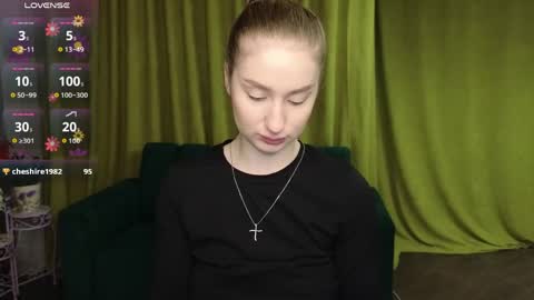 Snapshot of alicafoxis chatting on May 2026 05:41:02 PM Alica online show from May 2026 05:41:02 PM
