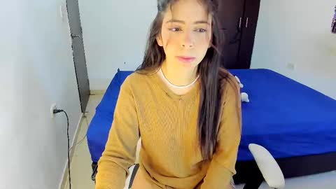 alicc0409 online show from September 2025 11:35:01 AM